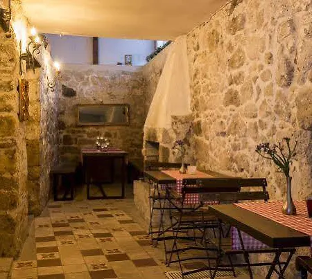 Atli Hotel 3*